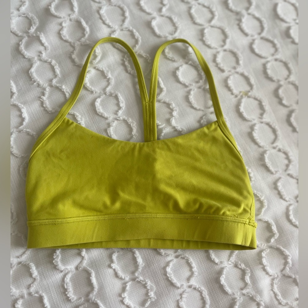 Lululemon sports bra